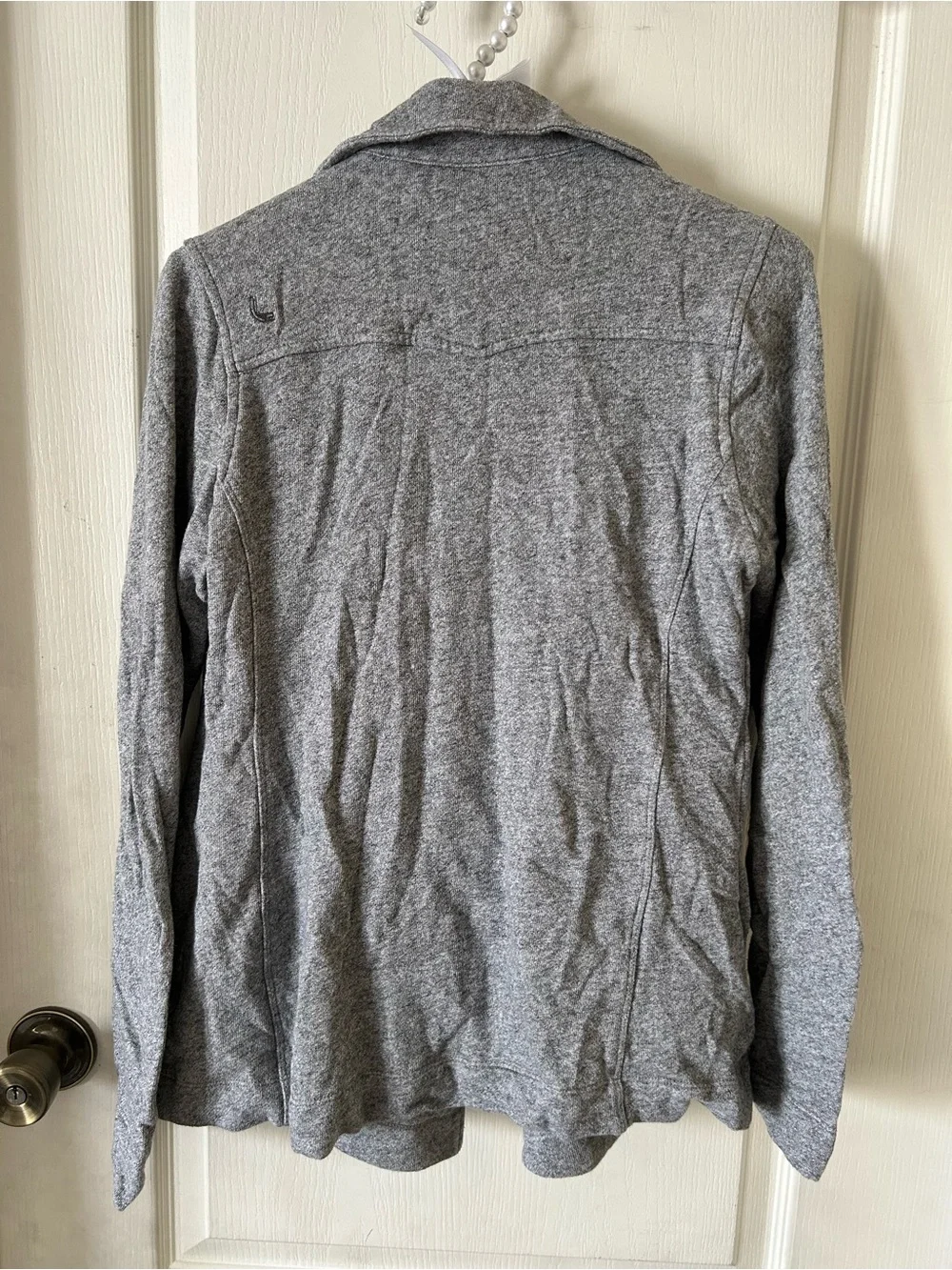 Lolë Light Gray UPF 50+ Sun Protection Women’s Sweater Jacket Size S